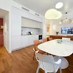 Montmartre Chic Luxury 3Br 8Pax Clim