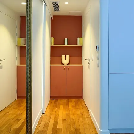Montmartre Chic Luxury 3br 8pax Clim Apartment *