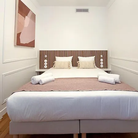 Apartment Montmartre Chic Luxury 3br 8pax Clim *