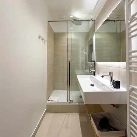Apartment Montmartre Chic Luxury 3br 8pax Clim *