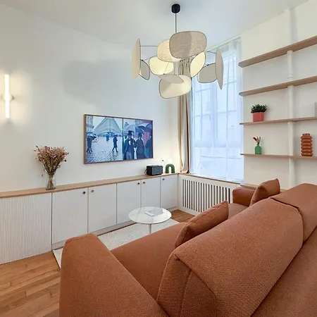 Montmartre Chic Luxury 3br 8pax Clim Apartment Paris