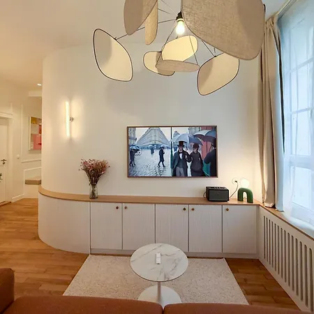 Montmartre Chic Luxury 3br 8pax Clim Apartment Paris